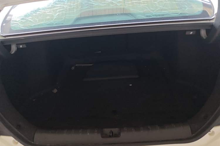 Used Honda Civic 2016 220TURBO CVT Prestige Edition Trunk