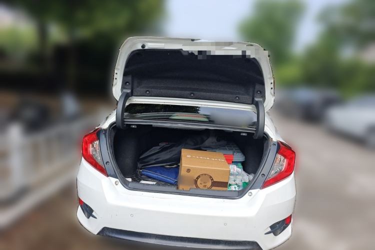 Used Honda Civic 2016 220TURBO Manual Luxury Edition Trunk