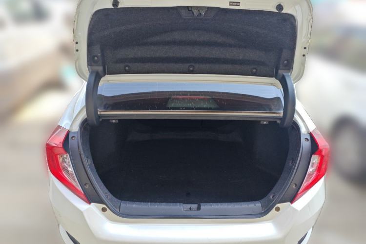 Used Honda Civic 2016 220TURBO CVT Luxury Edition Trunk