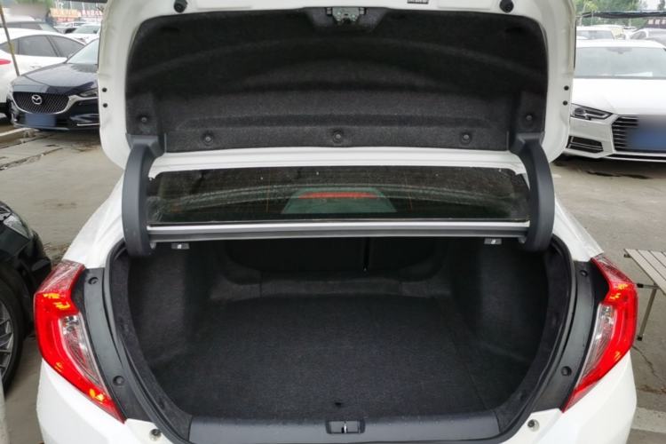 Used Honda Civic 2016 220TURBO CVT Luxury Edition Trunk