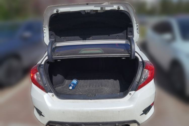 Used Honda Civic 2016 220TURBO CVT Luxury Edition Trunk