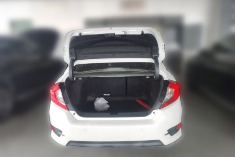 Used Honda Civic 2016 220TURBO CVT Luxury Edition Trunk