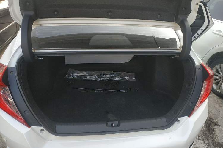 Used Honda Civic 2016 180TURBO CVT Comfort Version Trunk
