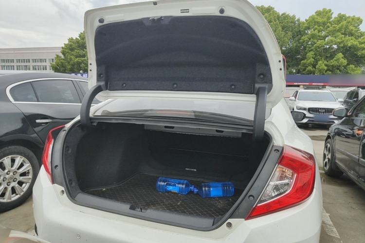 Used Honda Civic 2016 180TURBO CVT Comfort Version Trunk