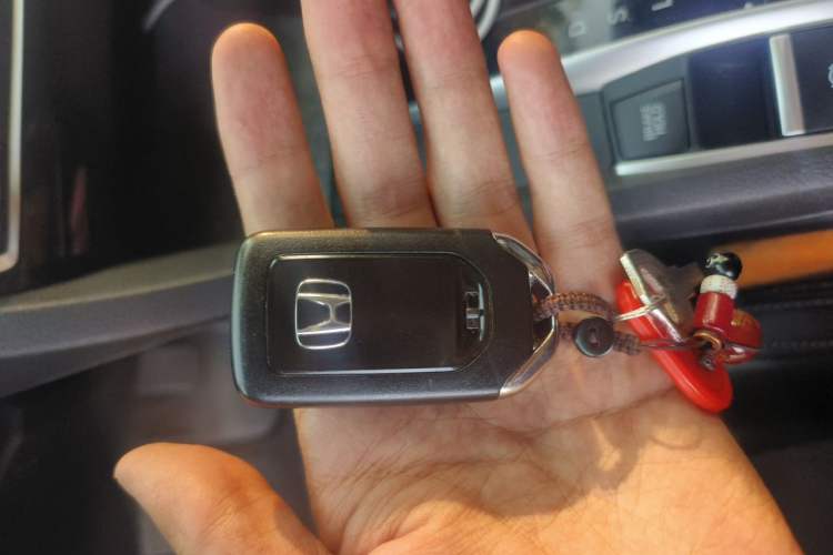 Used Honda Civic 2016 220TURBO CVT Luxury Edition Vehicle Key