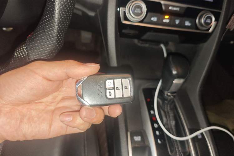 Used Honda Civic 2016 220TURBO CVT Prestige Edition Vehicle Key