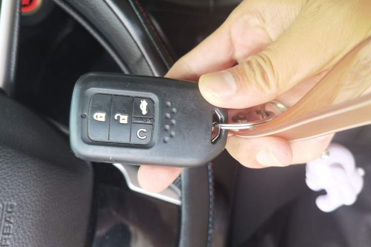 Used Honda Civic 2016 220TURBO CVT Luxury Edition Vehicle Key