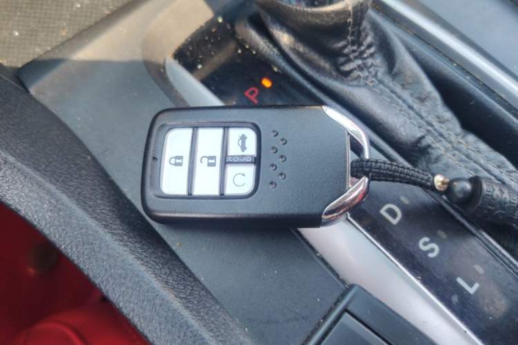Used Honda Civic 2016 220TURBO CVT Luxury Edition Vehicle Key