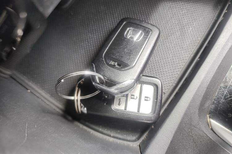 Used Honda Civic 2016 220TURBO CVT Luxury Edition Vehicle Key