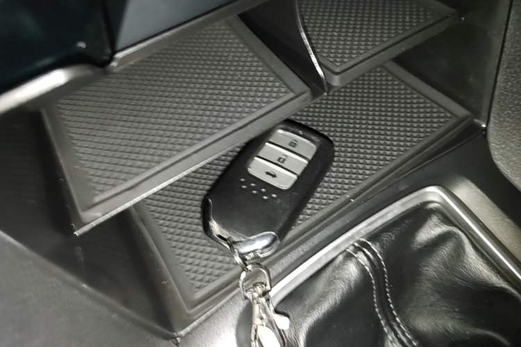 Used Honda Civic 2016 220TURBO Manual Luxury Edition Vehicle Key
