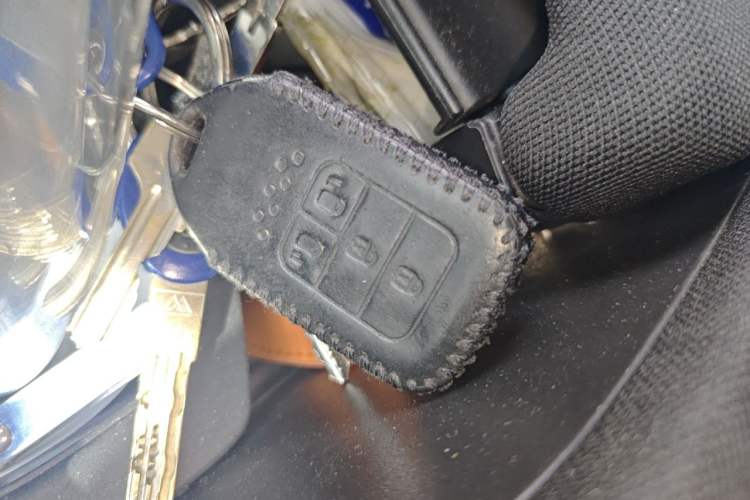 Used Honda Civic 2016 220TURBO CVT Luxury Edition Vehicle Key