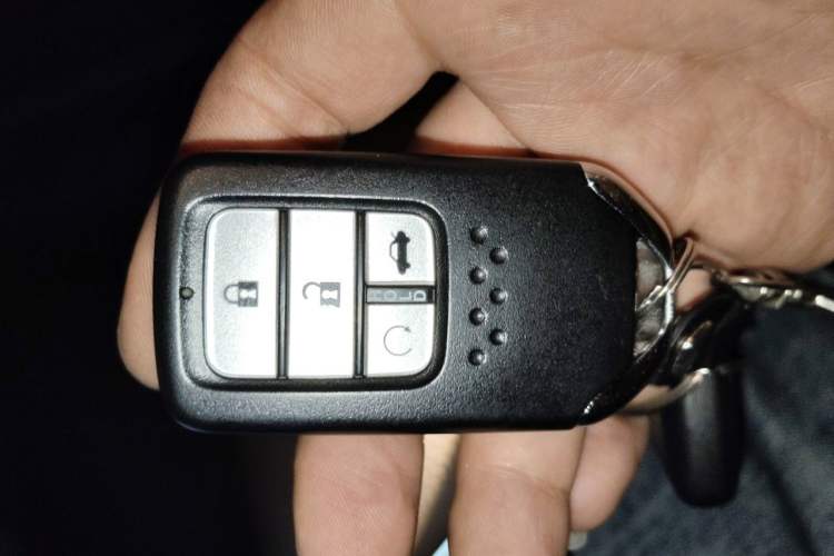 Used Honda Civic 2016 220TURBO CVT Luxury Edition Vehicle Key