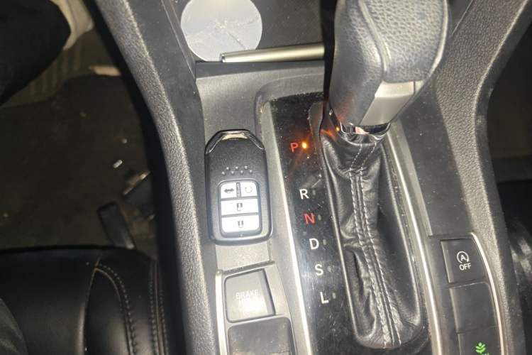 Used Honda Civic 2016 220TURBO CVT Luxury Edition Vehicle Key