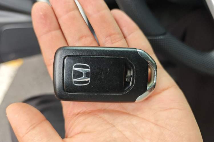 Used Honda Civic 2016 220TURBO CVT Luxury Edition Vehicle Key