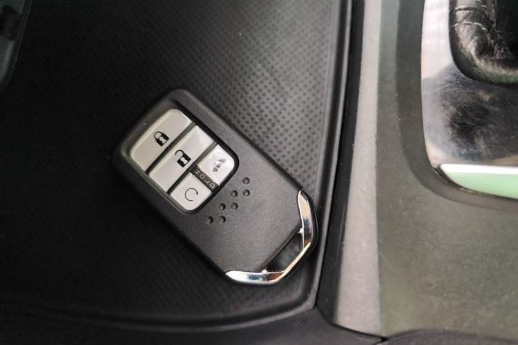 Used Honda Civic 2016 220TURBO CVT Luxury Edition Vehicle Key