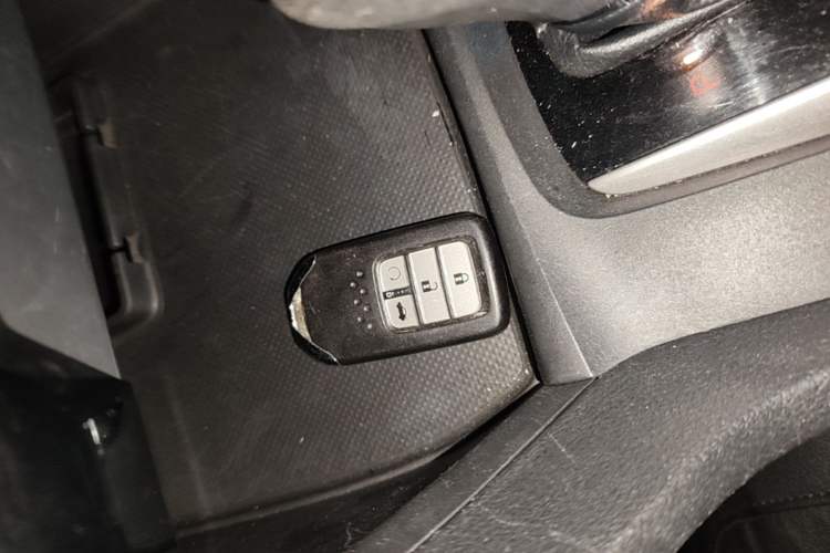 Used Honda Civic 2016 220TURBO CVT Luxury Edition Vehicle Key