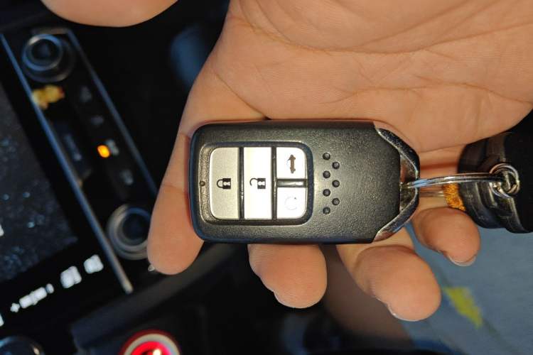 Used Honda Civic 2016 220TURBO CVT Luxury Edition Vehicle Key