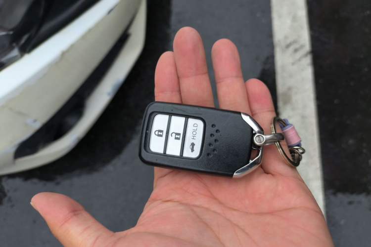 Used Honda Civic 2016 220TURBO CVT Luxury Edition Vehicle Key
