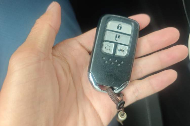 Used Honda Civic 2016 220TURBO CVT Luxury Edition Vehicle Key