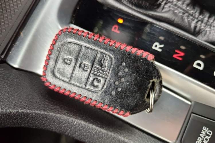 Used Honda Civic 2016 220TURBO CVT Luxury Edition Vehicle Key