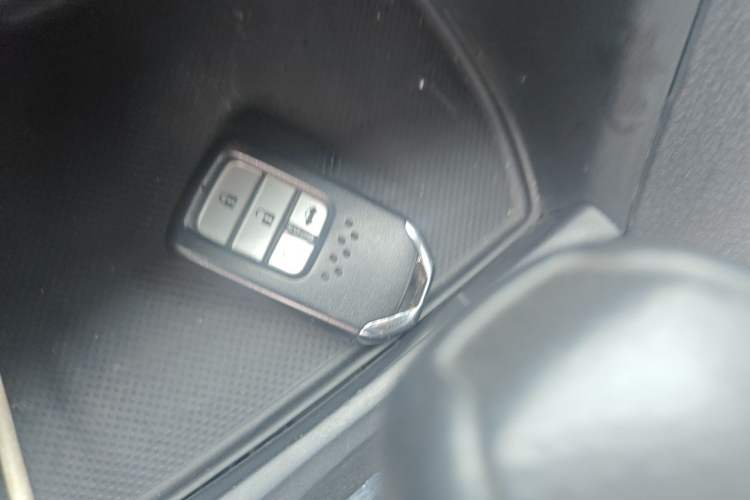 Used Honda Civic 2016 220TURBO CVT Luxury Edition Vehicle Key