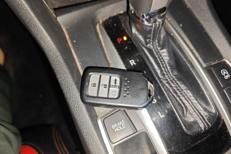 Used Honda Civic 2016 220TURBO CVT Luxury Edition Vehicle Key