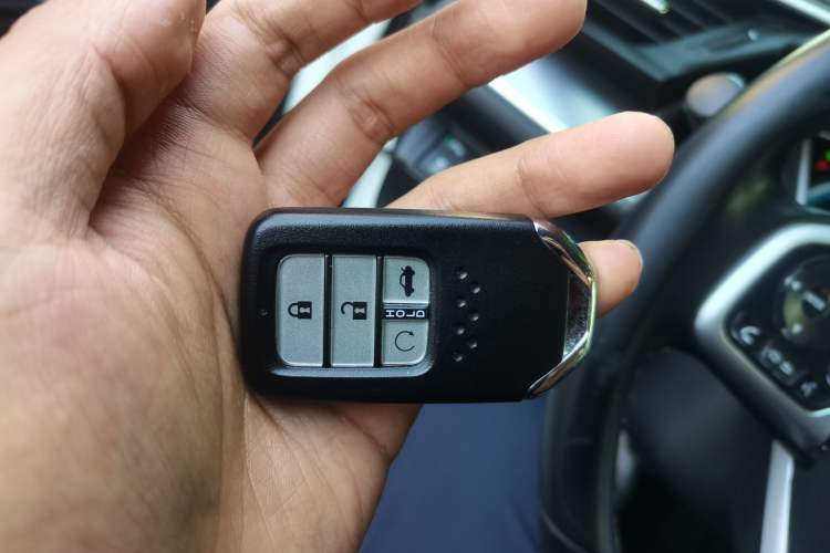Used Honda Civic 2016 220TURBO CVT Prestige Edition Vehicle Key