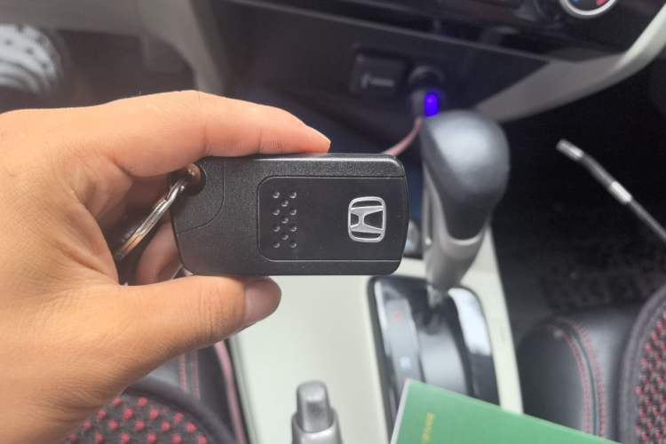 Used Honda Civic 2016 1.8L Automatic Comfort Version Vehicle Key
