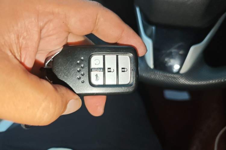 Used Honda Civic 2016 220TURBO CVT Luxury Edition Vehicle Key