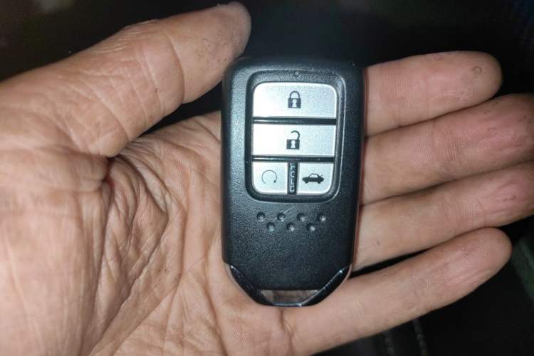 Used Honda Civic 2016 220TURBO CVT Luxury Edition Vehicle Key