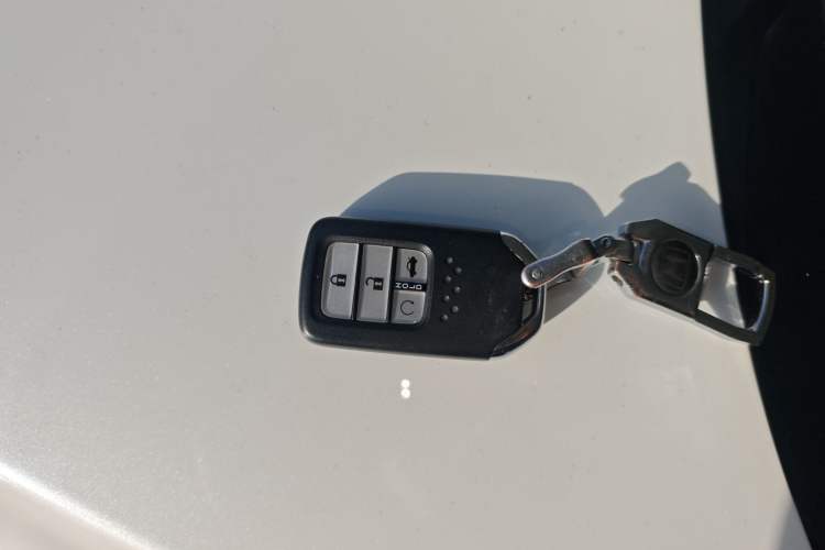Used Honda Civic 2016 220TURBO CVT Luxury Edition Vehicle Key