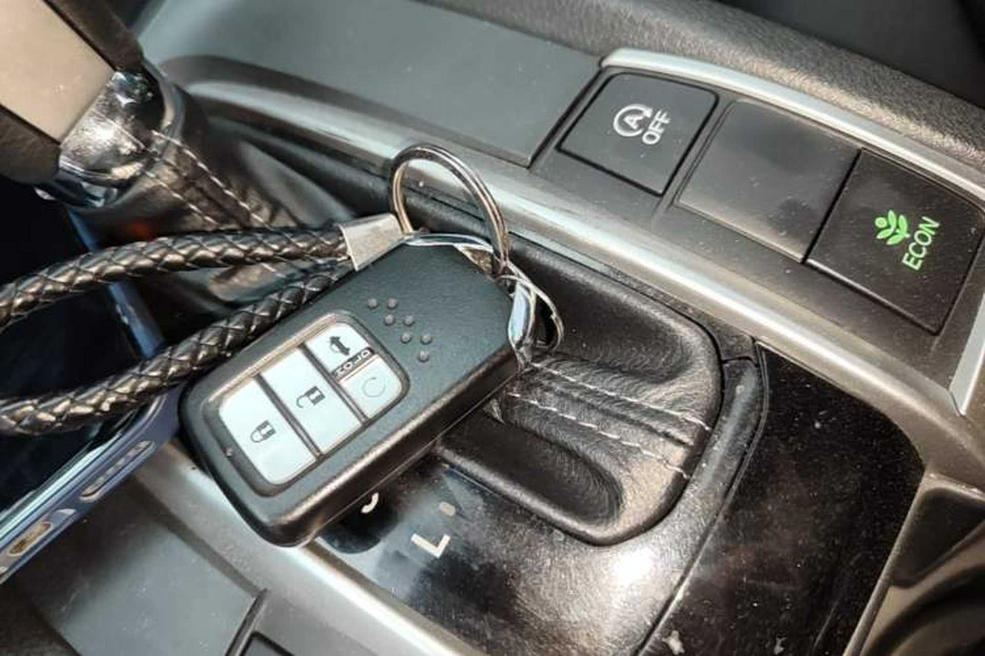 Used Honda Civic 2016 220TURBO CVT Luxury Edition Vehicle Key