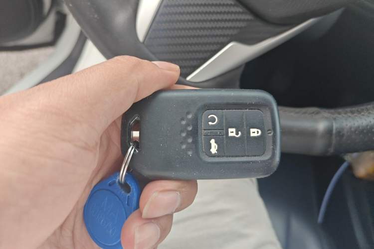 Used Honda Civic 2016 220TURBO CVT Luxury Edition Vehicle Key