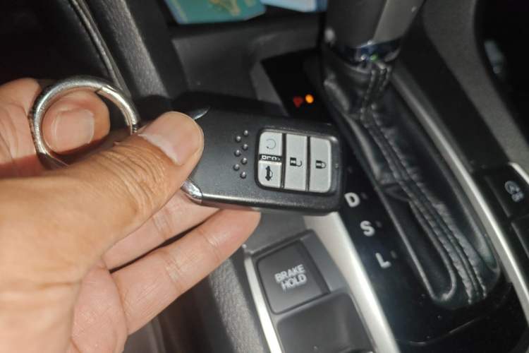 Used Honda Civic 2016 220TURBO CVT Prestige Edition Vehicle Key