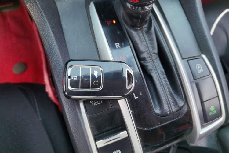 Used Honda Civic 2016 220TURBO CVT Luxury Edition Vehicle Key
