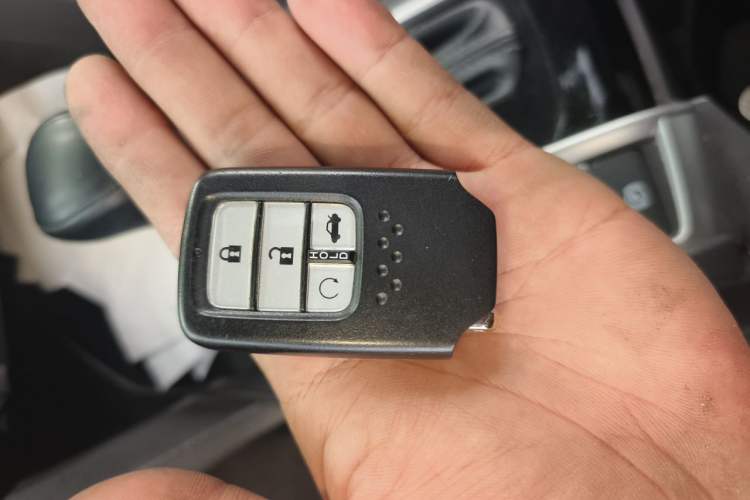 Used Honda Civic 2016 220TURBO CVT Prestige Edition Vehicle Key