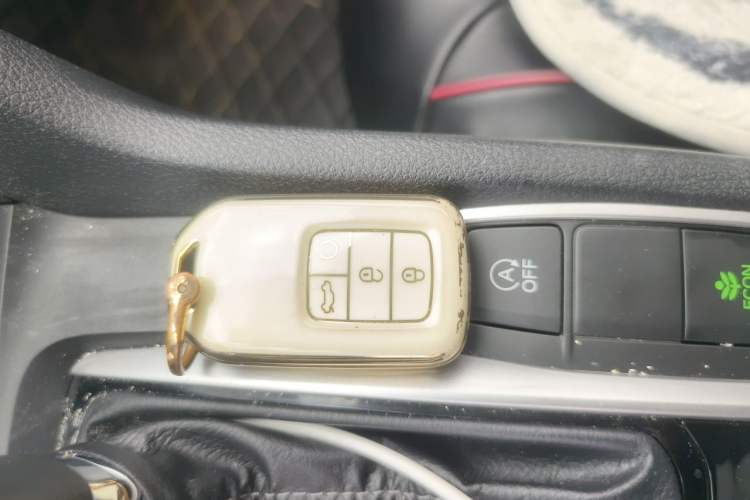 Used Honda Civic 2016 220TURBO CVT Luxury Edition Vehicle Key