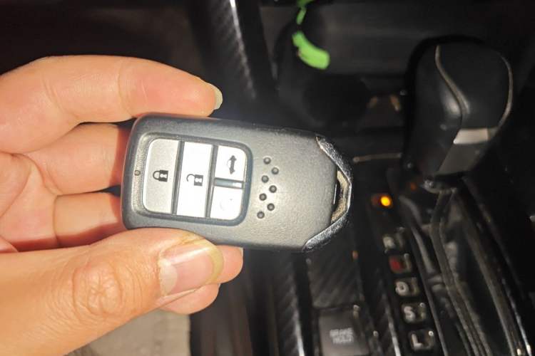 Used Honda Civic 2016 220TURBO CVT Luxury Edition Vehicle Key
