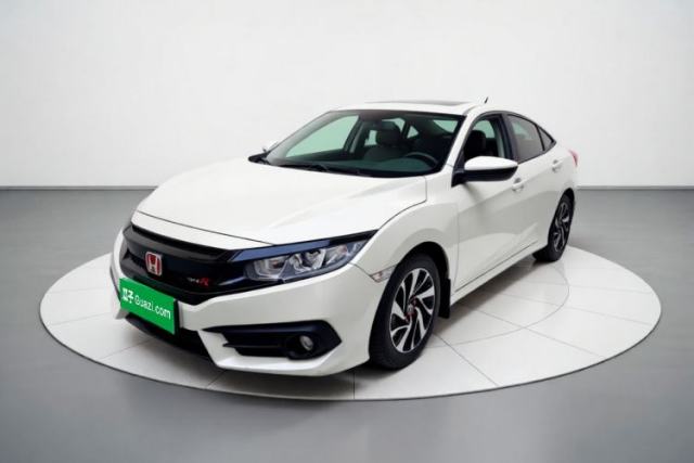 Honda Civic 2016 220TURBO CVT Luxury Edition usado