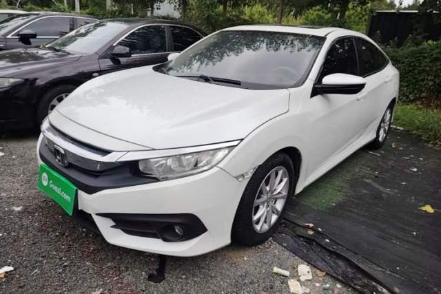Używany Honda Civic 2016 180TURBO CVT Comfort Version