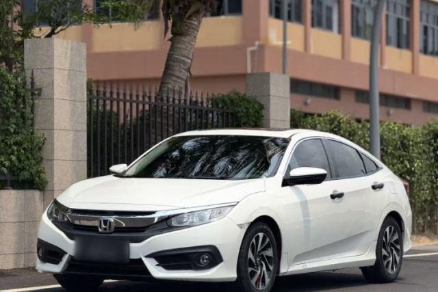 Used Honda Civic 2016 220TURBO CVT Luxury Edition