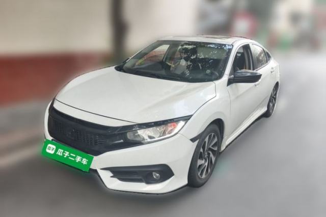 Używany Honda Civic 2016 220TURBO CVT Luxury Edition