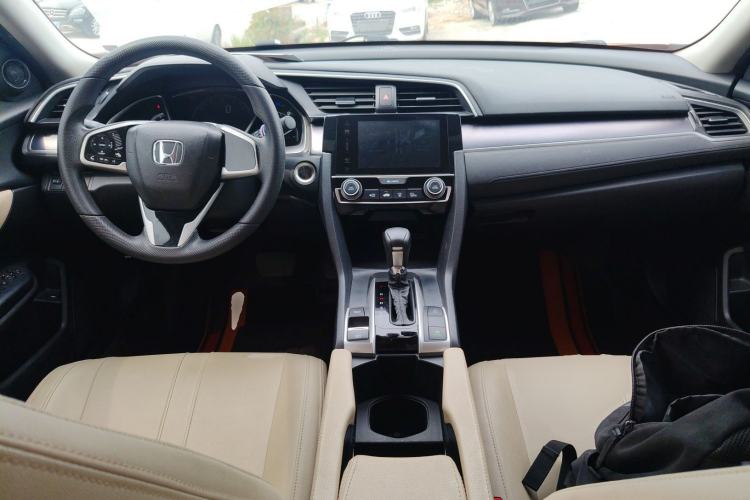 Used Honda Civic 2016 220TURBO CVT Luxury Edition Center Console