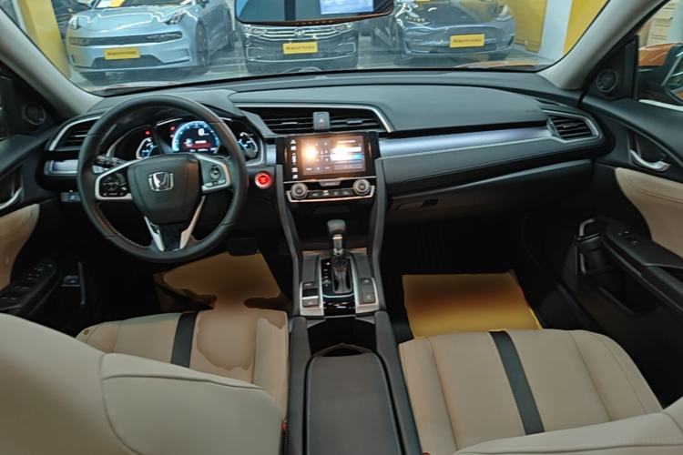 Used Honda Civic 2016 220TURBO CVT Prestige Edition Center Console