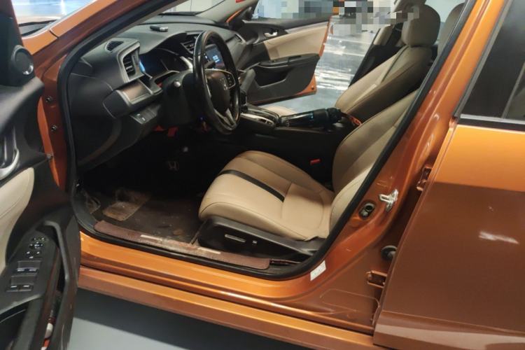 Used Honda Civic 2016 220TURBO CVT Prestige Edition Driver Seat