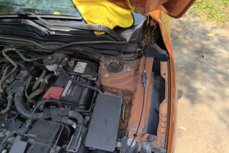 Used Honda Civic 2016 220TURBO CVT Luxury Edition Engine Bay Left