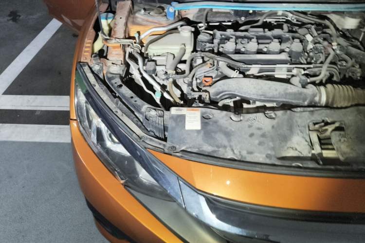 Used Honda Civic 2016 220TURBO CVT Luxury Edition Engine Bay Right