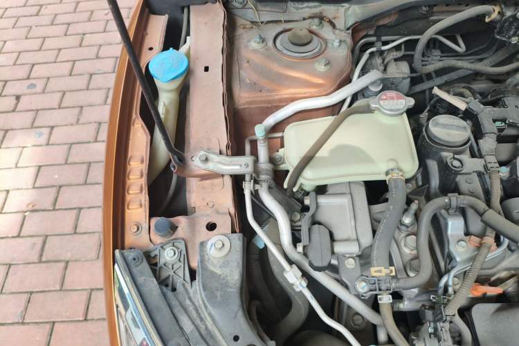 Used Honda Civic 2016 220TURBO CVT Prestige Edition Engine Bay Right