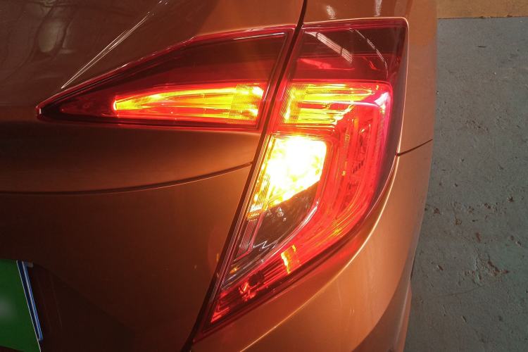 Used Honda Civic 2016 220TURBO CVT Luxury Edition Exterior 1