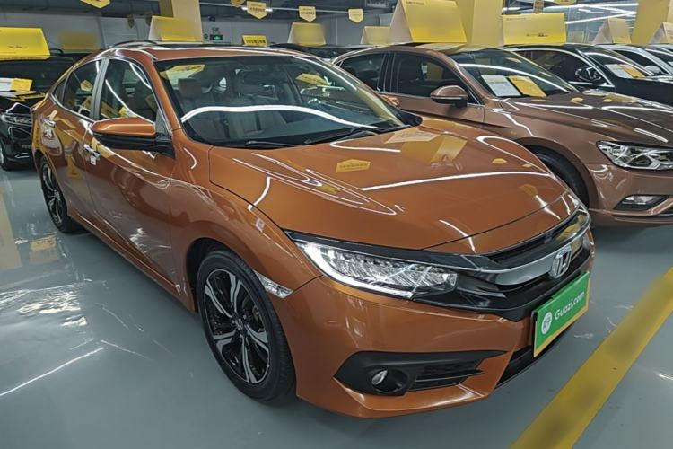 Used Honda Civic 2016 220TURBO CVT Prestige Edition Front Right 45 Deg